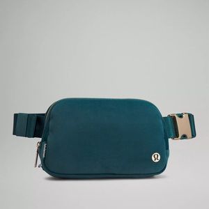 RARE Velour Lululemon Everywhere Belt Bag in Green Jasper with Gold Hardware NWT